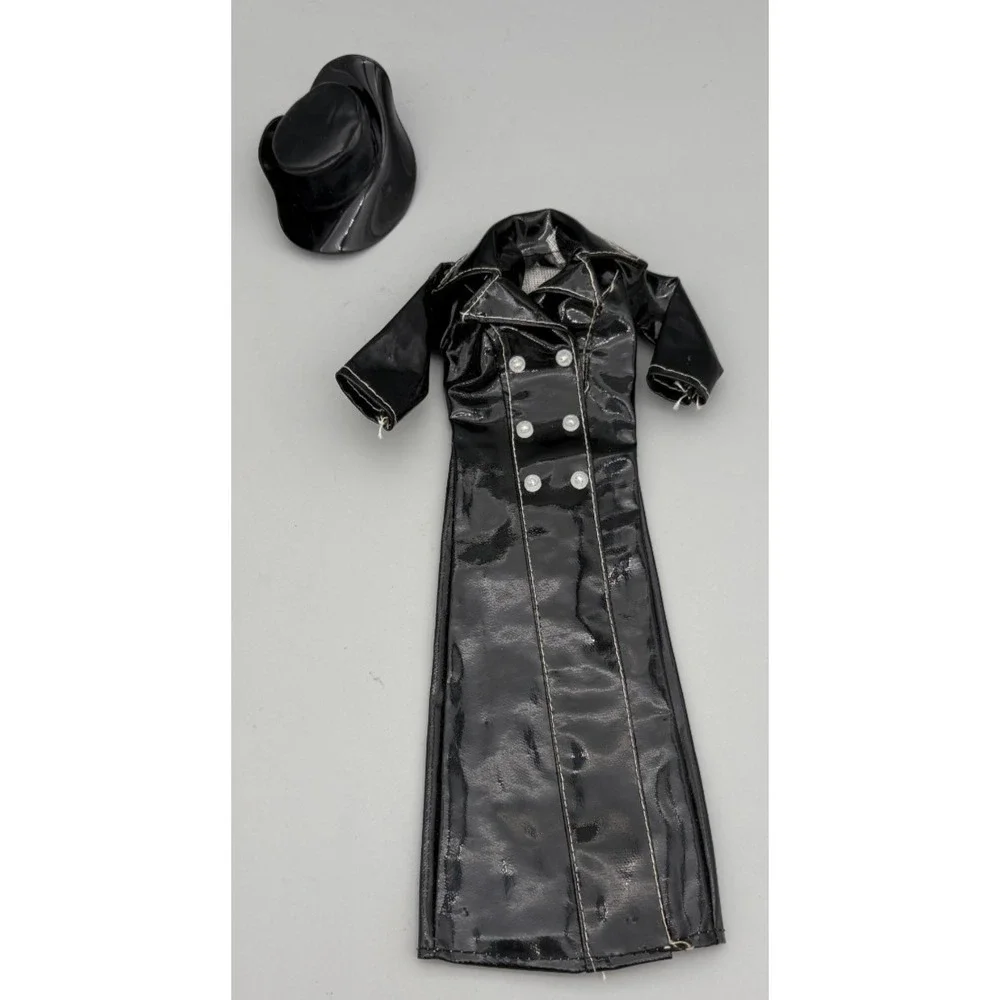 Vintage‎ Barbie Doll Black Raincoat & Hat Plastic Clothing Set